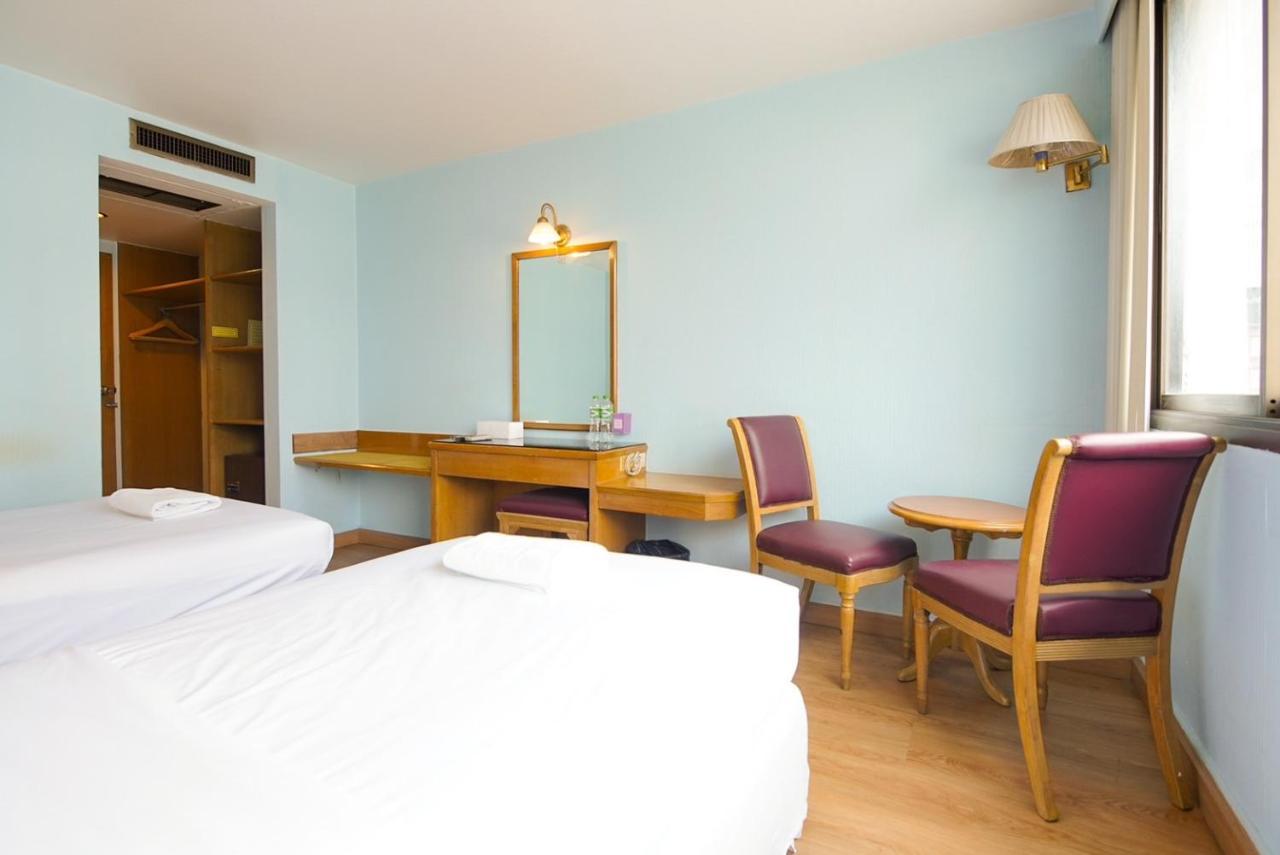 Go Inn V ชิดลม Makkasan Extérieur photo