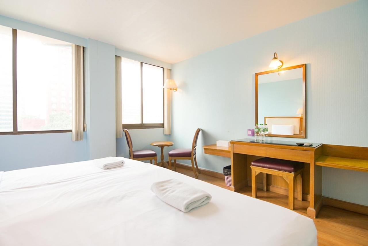 Go Inn V ชิดลม Makkasan Extérieur photo