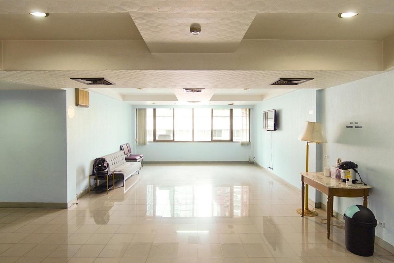 Go Inn V ชิดลม Makkasan Extérieur photo